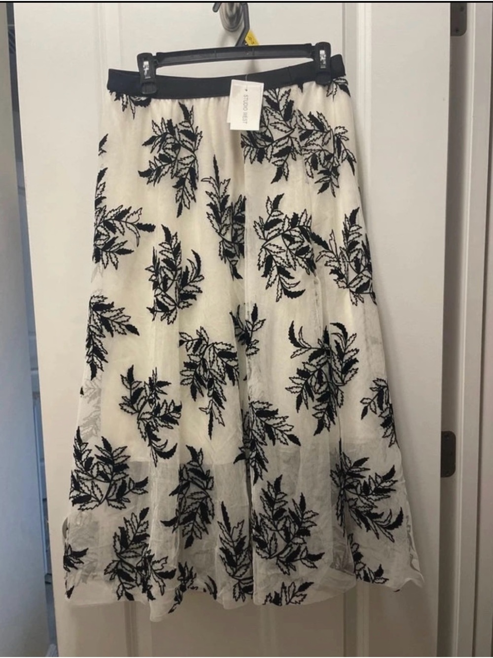 Studio West White A-Line Skirt with Black Floral Embroidery